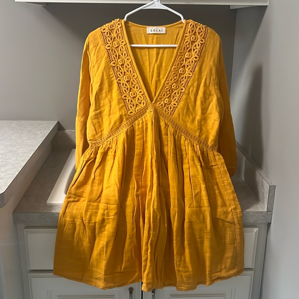 NWT * Solar Goldie Embroidered Mini Dress Size Large